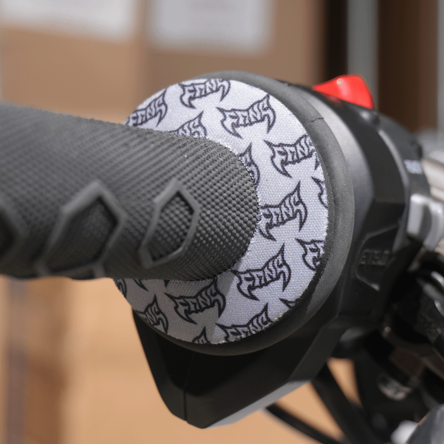 Grey - FangMoto Grip Donuts