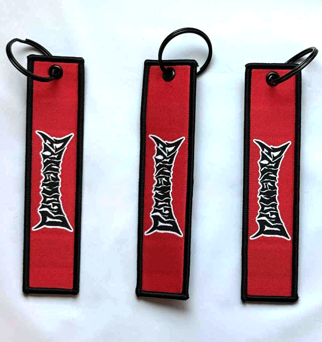 Fangmoto Keytag (Red)