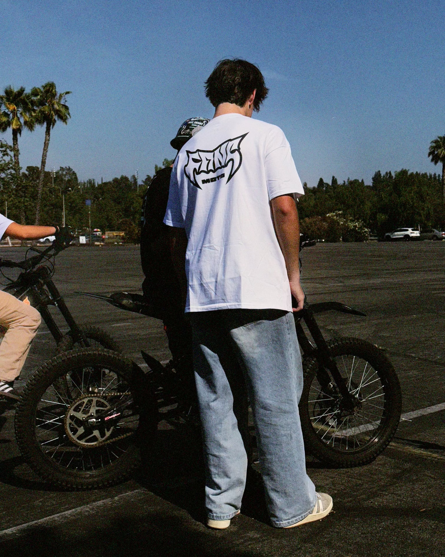 White WildStyle Shirt by FANGMOTO™