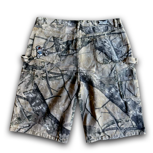 Baggy Carpenter Jorts - Camo